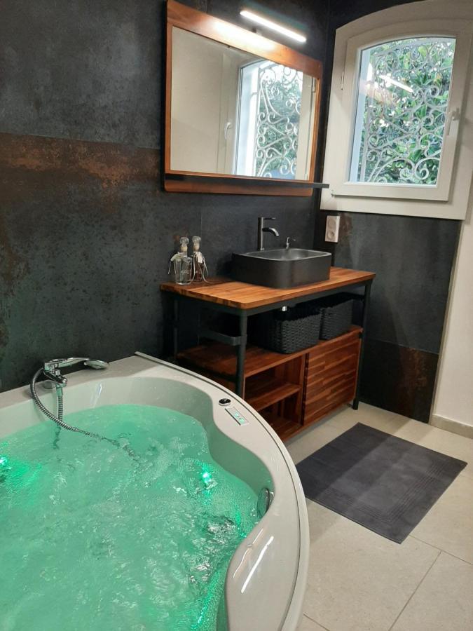 Villa Rasoa Chambre Love 아그 외부 사진